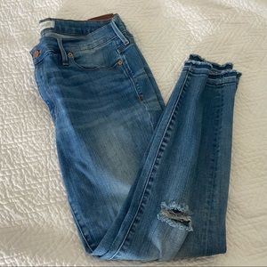 Madewell Distressed High Riser Skinny Jean